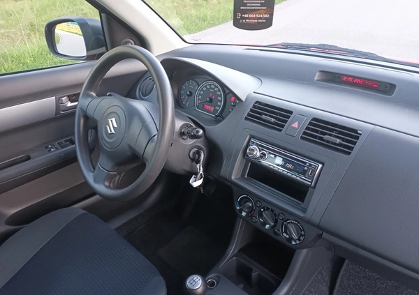 Suzuki Swift cena 15800 przebieg: 202300, rok produkcji 2007 z Węgorzewo małe 232